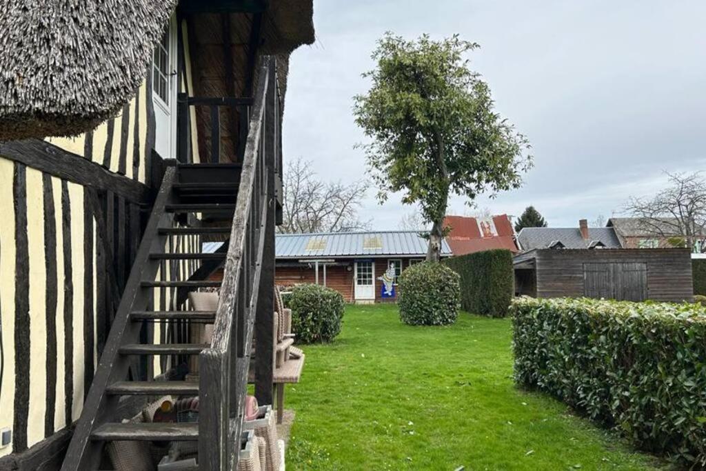 Villa Chaumiere De Charme Cosy à Saint-Éloi-de-Fourques Extérieur photo